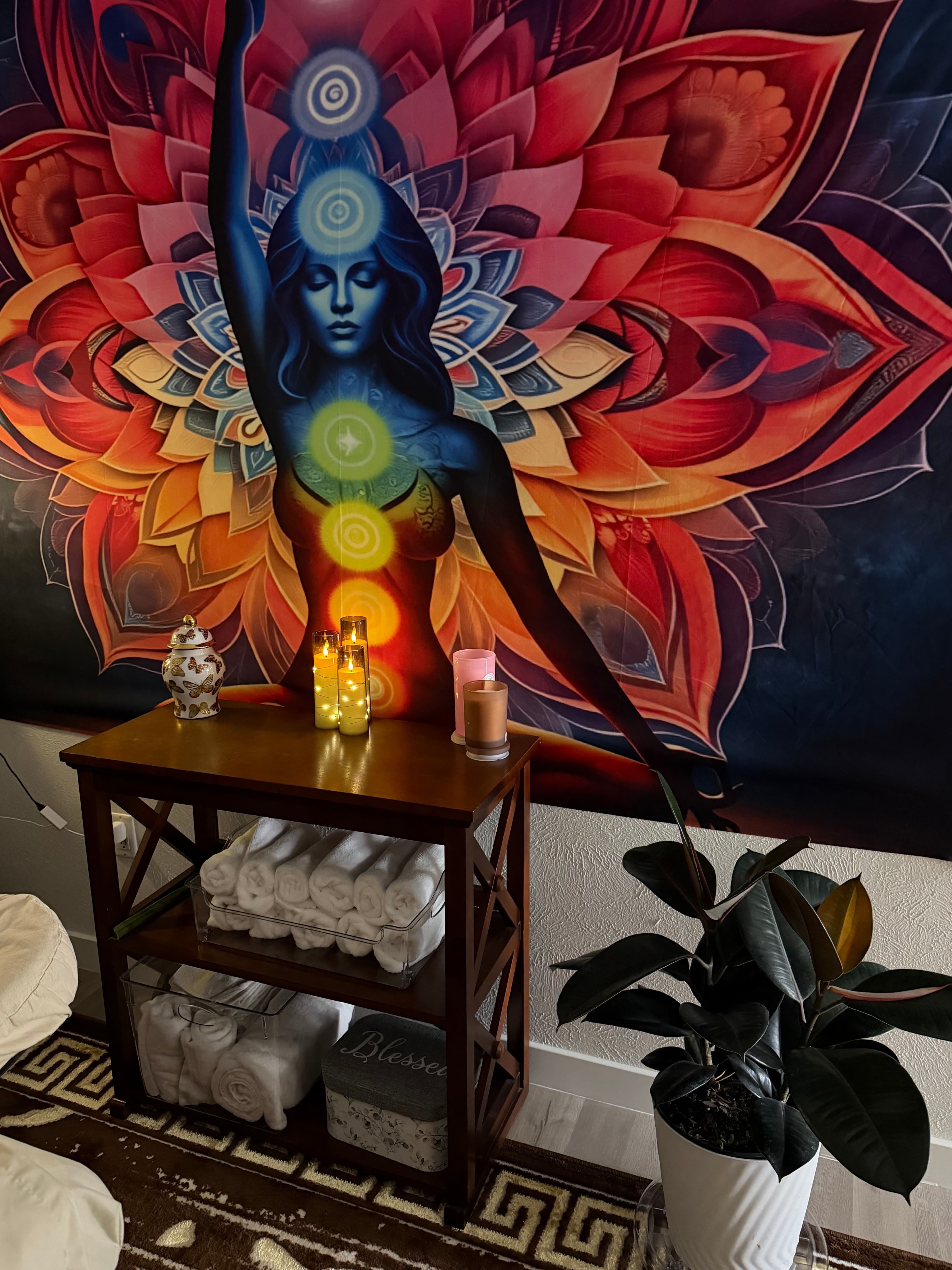 Relaxing holistic spa room